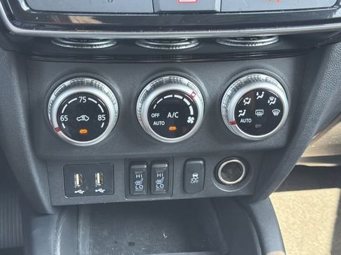 Used 2024 Mitsubishi Outlander Sport SE AWD/4WD image 18