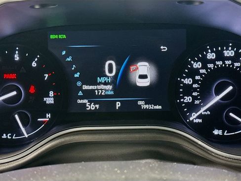 Used 2019 Toyota Avalon XLE w/ Moonroof Package image 12