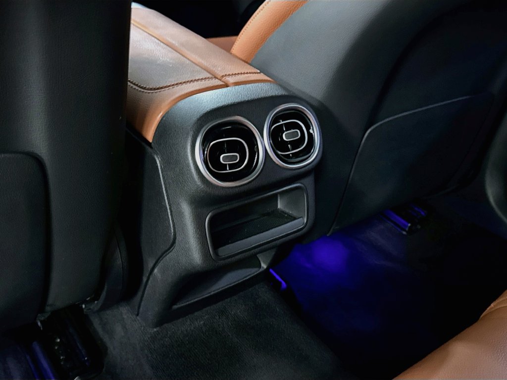 Certified 2025 Mercedes-Benz GLC 300 4MATIC image 30