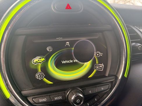 Used 2017 MINI Cooper S image 14