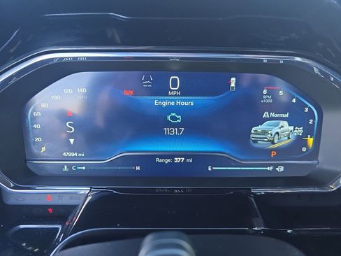 Used 2025 Chevrolet Silverado 1500 High Country w/ Technology Package image 15