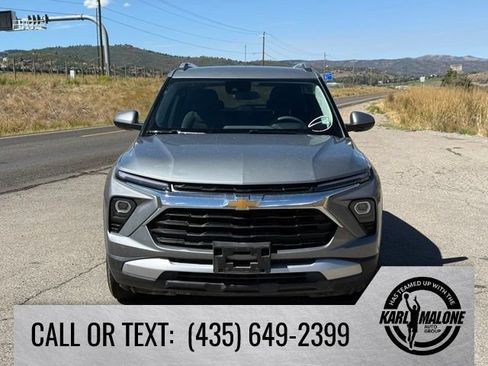 Used 2025 Chevrolet TrailBlazer LT AWD/4WD image 8