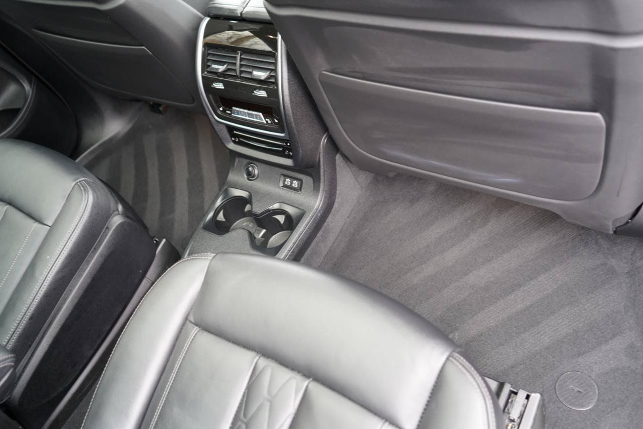 Used 2022 BMW ALPINA XB7 AWD/4WD image 65