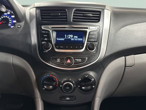 Used 2016 Hyundai Accent SE image 32