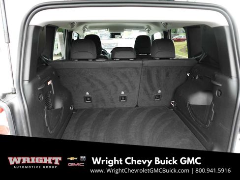 Used 2022 Jeep Renegade Latitude image 25