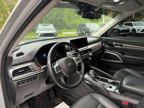Used 2021 Kia Telluride EX w/ EX Premium Package AWD/4WD image 12