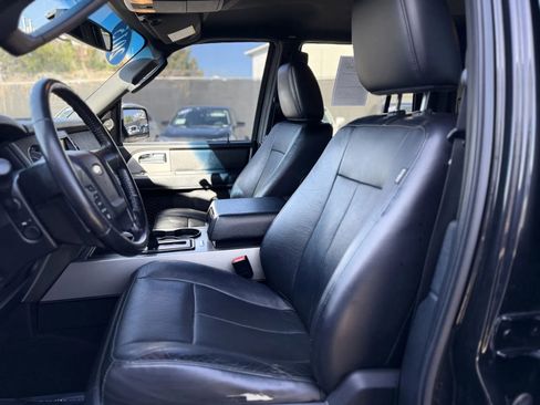 Used 2015 Ford Expedition EL XLT w/ Equipment Group 202A image 13