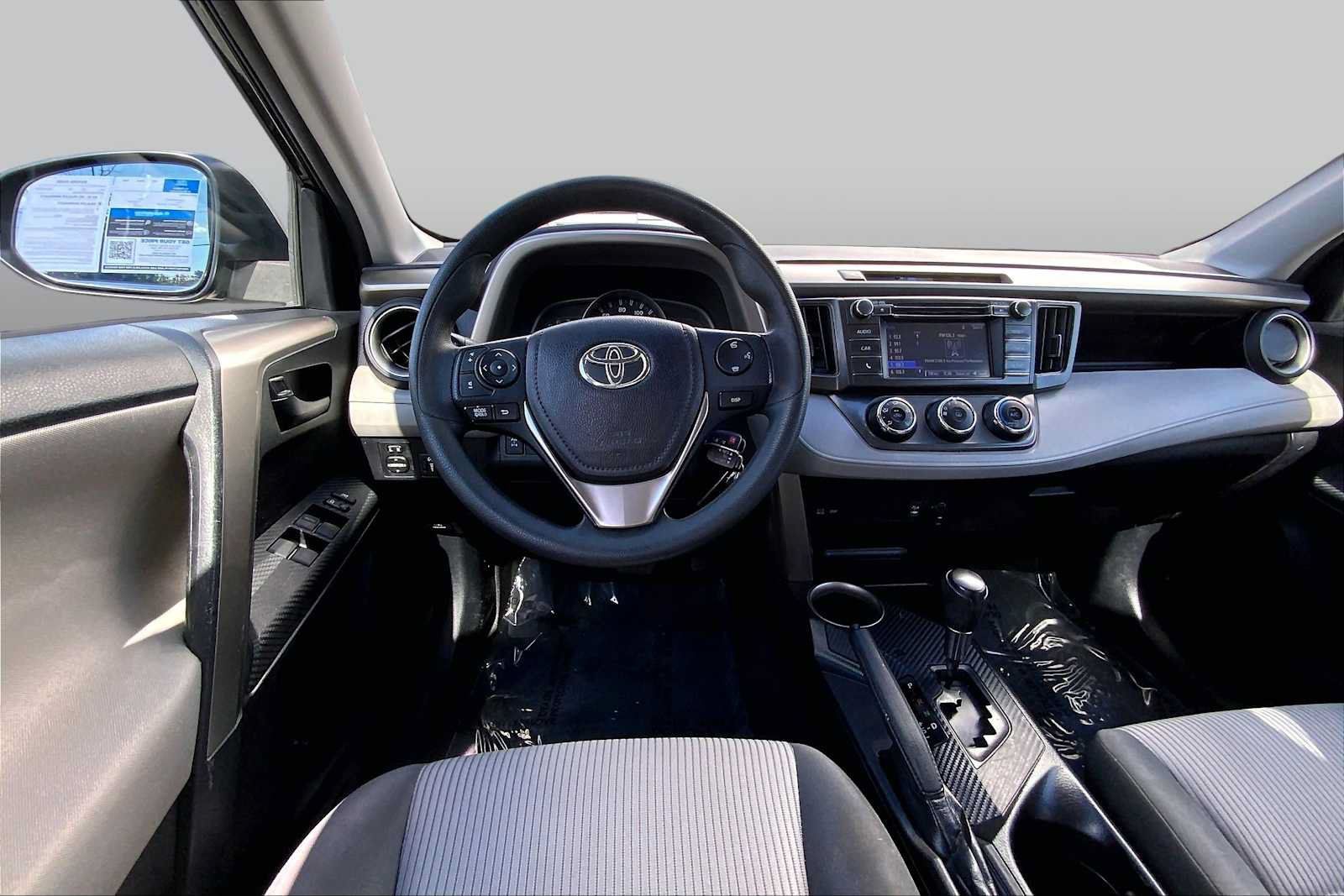 Used 2014 Toyota RAV4 LE AWD/4WD image 5
