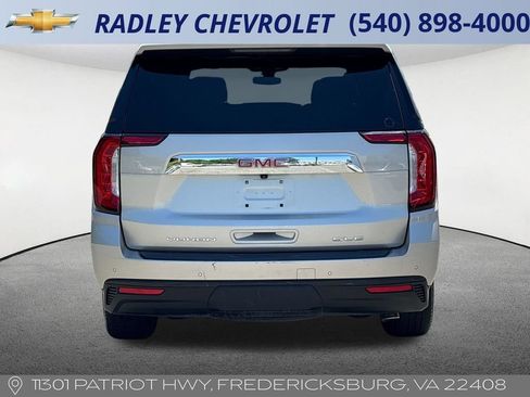 Used 2022 GMC Yukon SLE w/ Gmc Pro Safety Plus Package AWD/4WD image 4