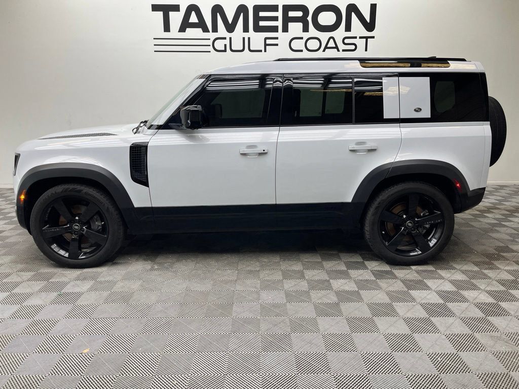 Used 2023 Land Rover Defender 110 X-Dynamic SE AWD/4WD image 6