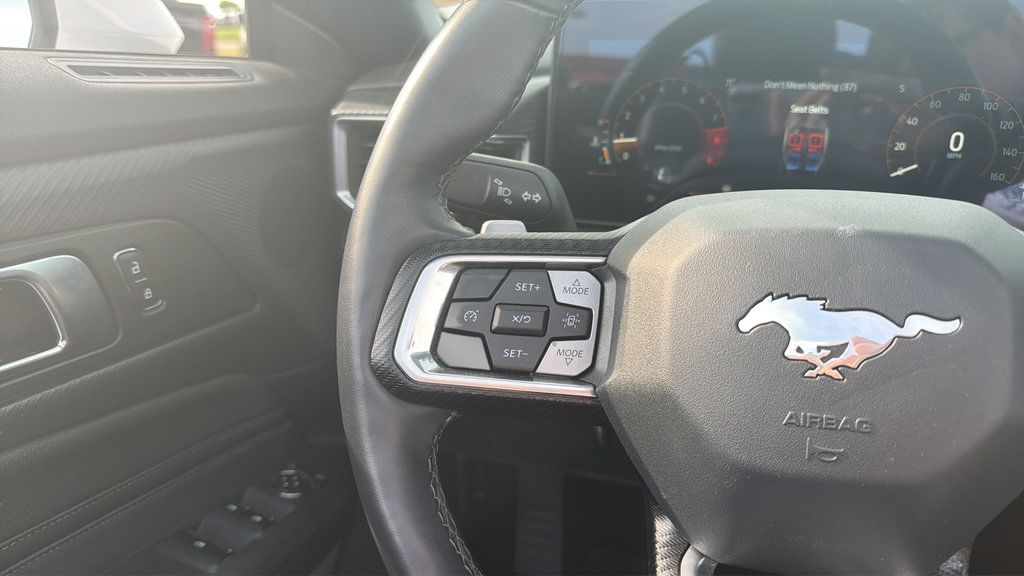 Used 2025 Ford Mustang GT Premium RWD image 30