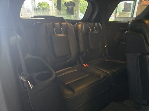 Used 2018 Ford Explorer Limited AWD/4WD image 20