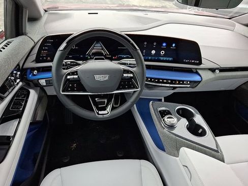 New 2025 Cadillac Optiq Sport 1 image 7