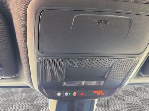 Used 2026 Chevrolet Equinox ACTIV w/ Convenience Package III image 14