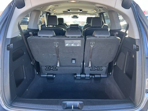 Used 2023 Honda Odyssey Touring image 9
