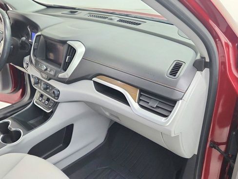 Used 2020 GMC Terrain SLE w/ Driver Convenience Package FWD image 22