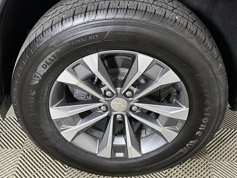 Used 2026 Chevrolet Equinox LT FWD image 34