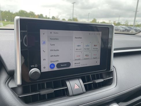 Used 2024 Toyota RAV4 XLE image 24