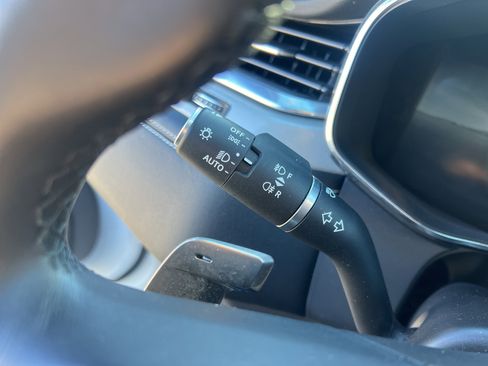 Used 2025 Jaguar F-PACE R-Dynamic S image 22