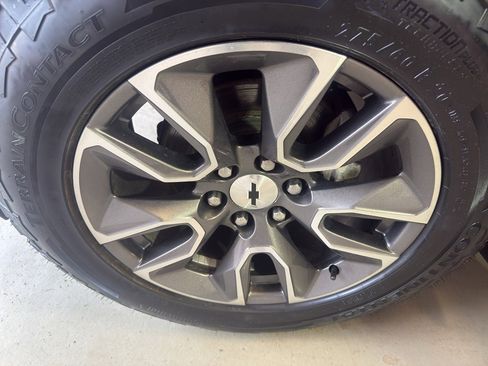 Used 2019 Chevrolet Silverado 1500 RST image 31