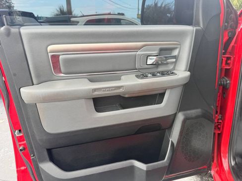 Used 2020 RAM 1500 Classic SLT AWD/4WD image 8