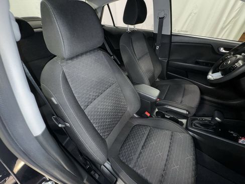 Certified 2021 Kia Rio S w/ Technology Package image 31