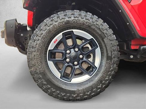 Used 2022 Jeep Wrangler Unlimited Rubicon w/ Steel Bumper Group AWD/4WD image 24