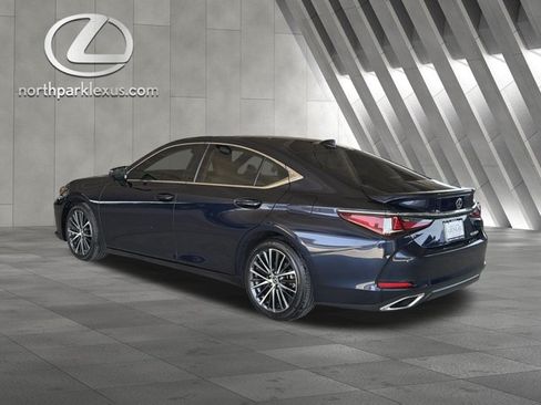 Certified 2024 Lexus ES 350 w/ Premium Package FWD image 2