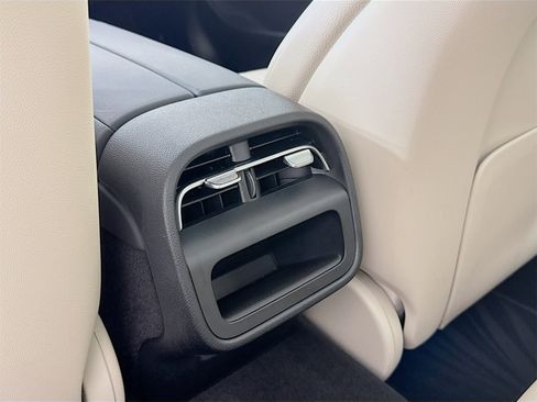 Certified 2025 Mercedes-Benz E 350 4MATIC Sedan image 28