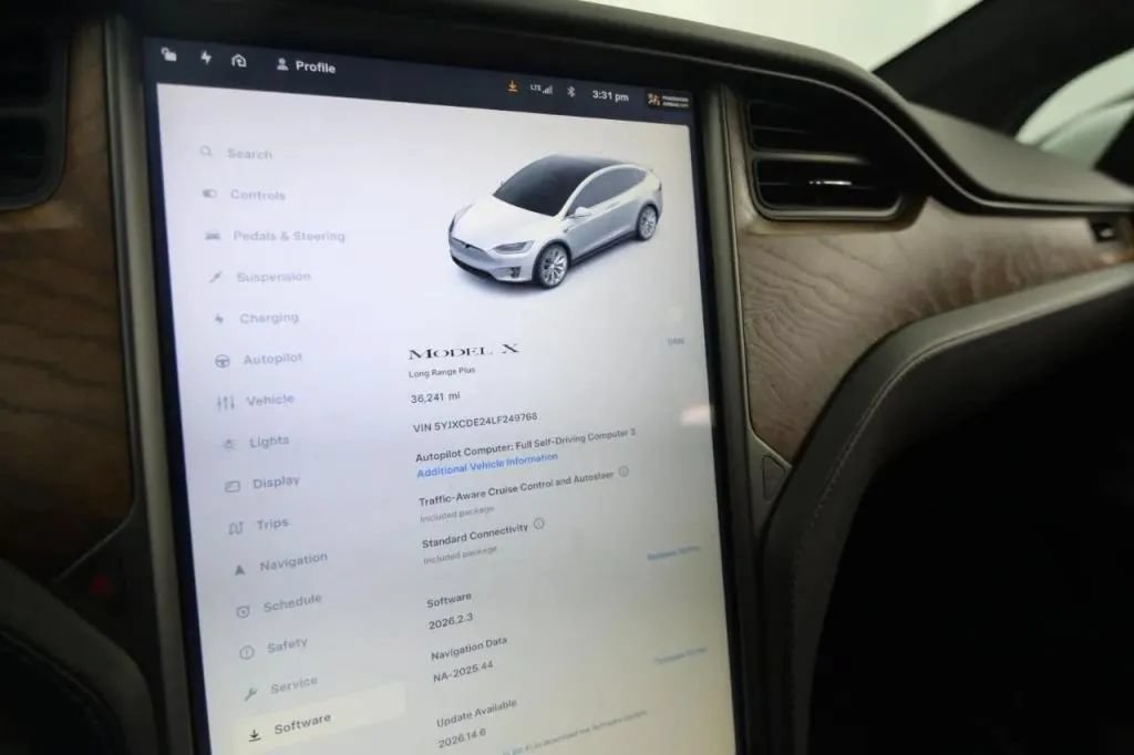 Used 2020 Tesla Model X Long Range AWD/4WD image 25