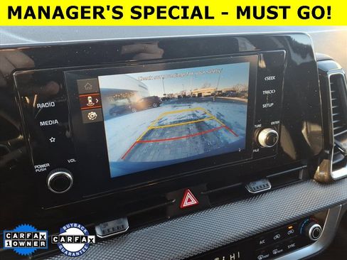 Used 2023 Kia Sportage LX image 10