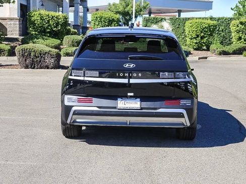 New 2026 Hyundai Ioniq 5 SEL RWD image 4