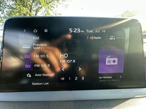 Used 2019 Kia Stinger GT2 AWD/4WD image 18