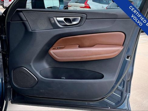 Certified 2023 Volvo XC60 B5 Plus w/ Protection Package Premier image 25