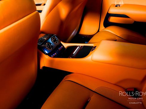 Certified 2021 Rolls-Royce Wraith w/ Rolls-Royce Signature Package RWD image 18