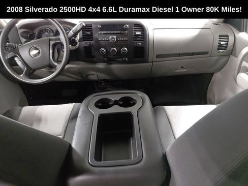 Used 2008 Chevrolet Silverado 2500 W/T AWD/4WD image 3