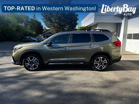 Used 2024 Subaru Ascent Touring w/ Popular Package #2 AWD/4WD image 9