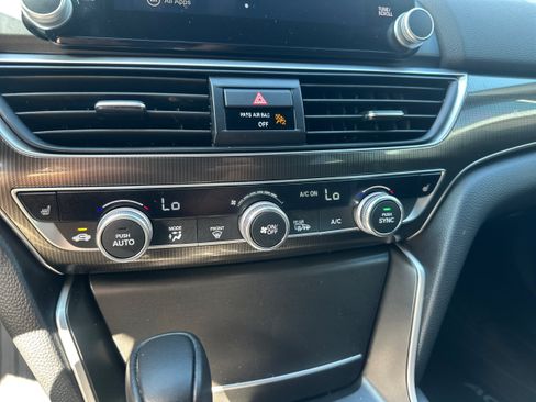 Used 2020 Honda Accord Sport image 31