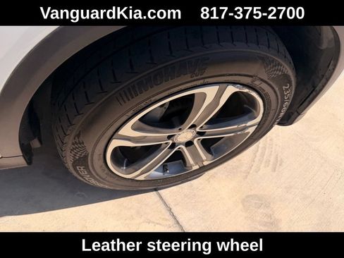Used 2016 Mercedes-Benz GLC 300 4MATIC image 11