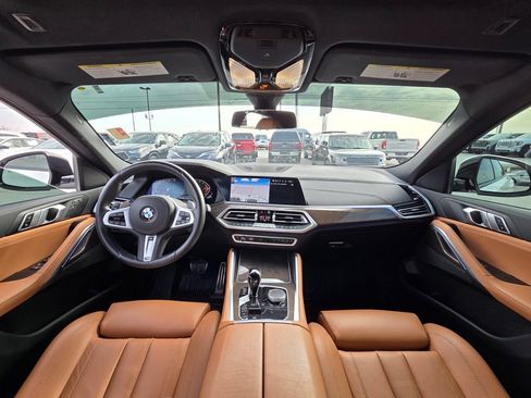 Used 2022 BMW X6 xDrive40i w/ M Sport Package image 26