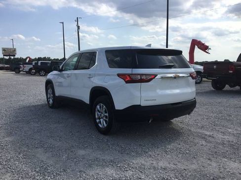Used 2021 Chevrolet Traverse LS FWD image 5