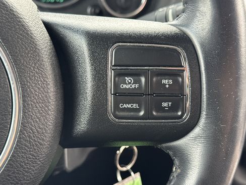 Used 2017 Jeep Wrangler Sport AWD/4WD image 6