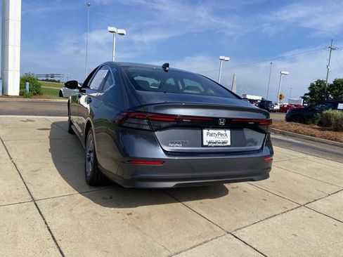 Used 2024 Honda Accord EX image 9