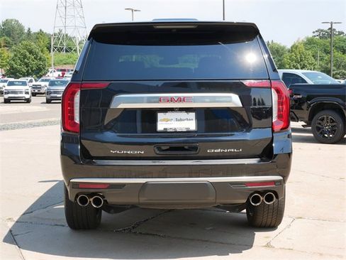 Used 2024 GMC Yukon Denali image 6