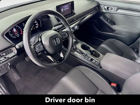 Used 2023 Honda Civic Sport image 10