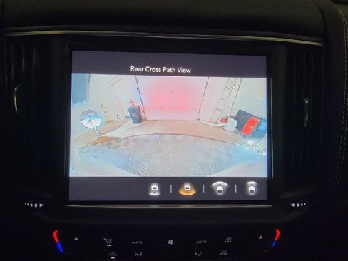 Used 2023 Maserati Levante GT image 32