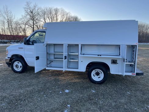 New 2025 Ford E-350 and Econoline 350 Super Duty w/ Power Equipment Group image 2