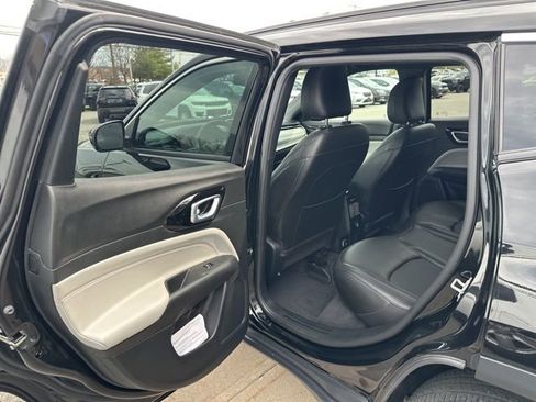 Used 2023 Jeep Compass Limited image 20