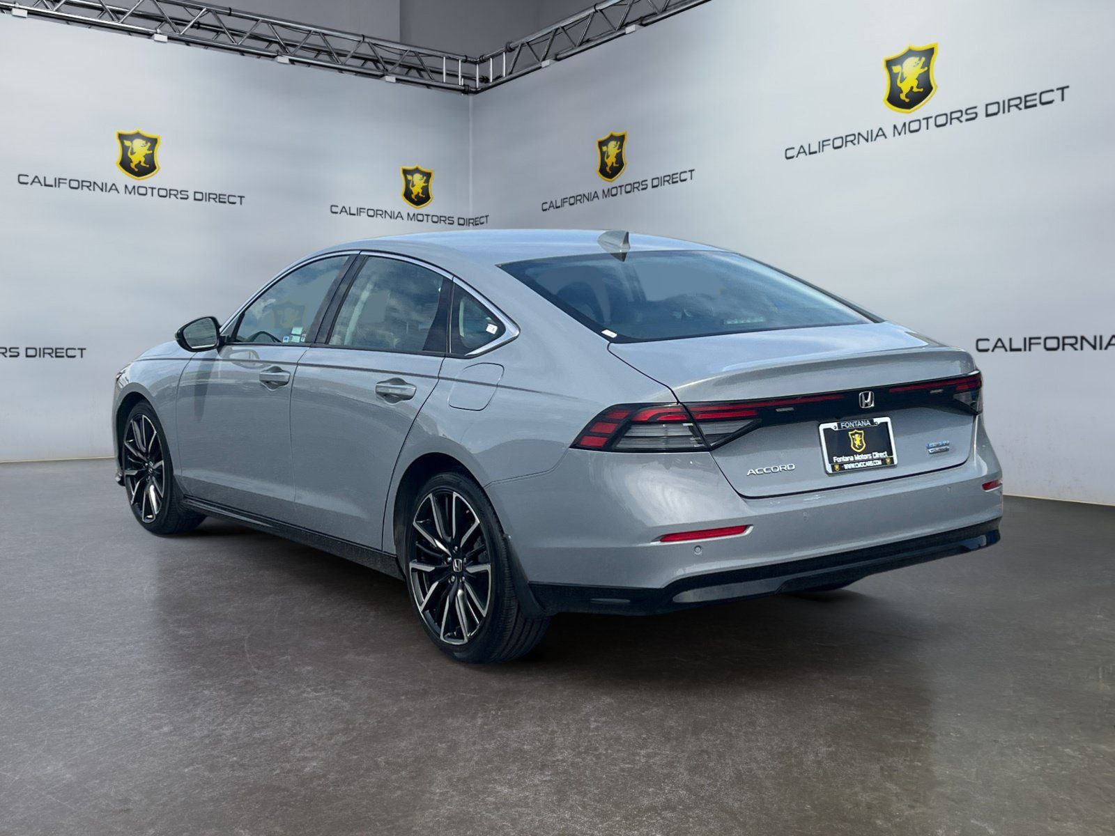 Used 2023 Honda Accord Touring image 3