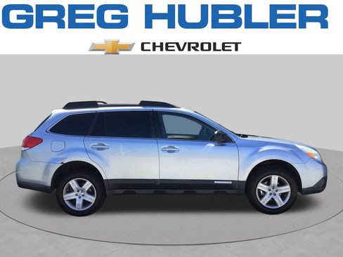 Used 2012 Subaru Outback 2.5i AWD/4WD image 5